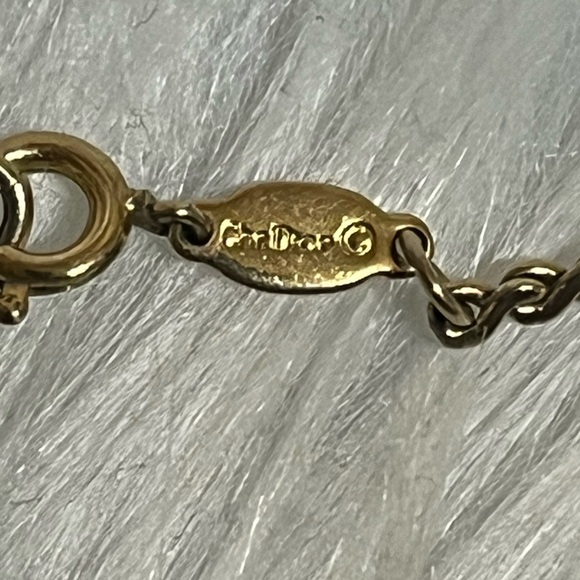 Christian Dior Vintage Cream Enamel Necklace - Picture 6 of 11